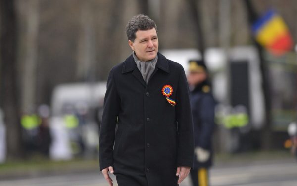 Anchetă după amenințările cu asasinarea lui Nicușor Dan