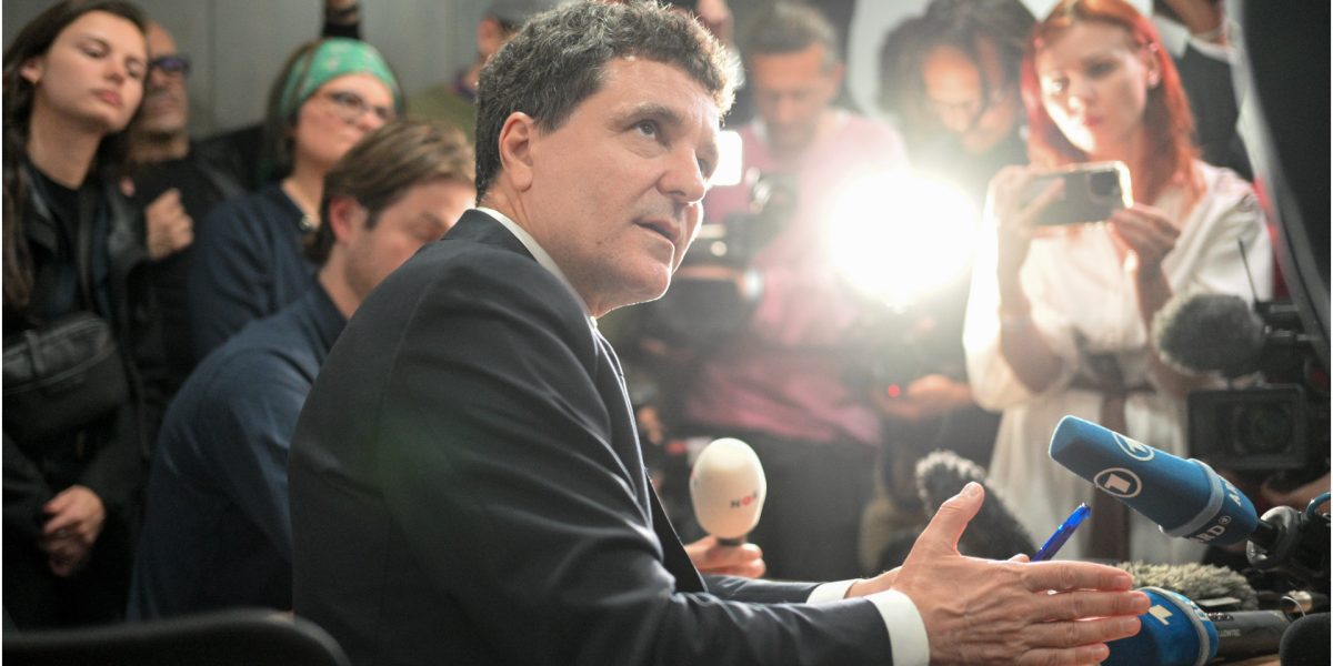 ONG-uri furioase: Cer lui Nicușor Dan să respecte promisiunile electorale!