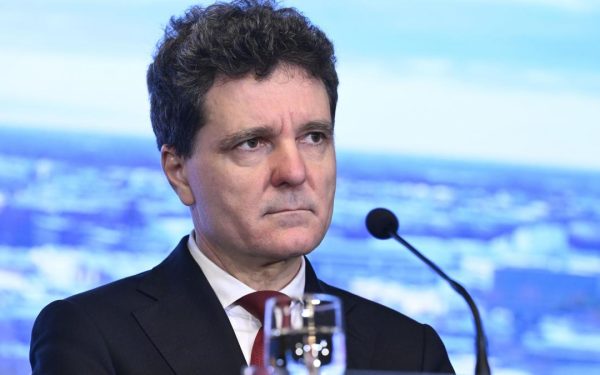 Nicușor Dan, neutru în războiul PSD-AUR. Fără premier pentru un guvern!