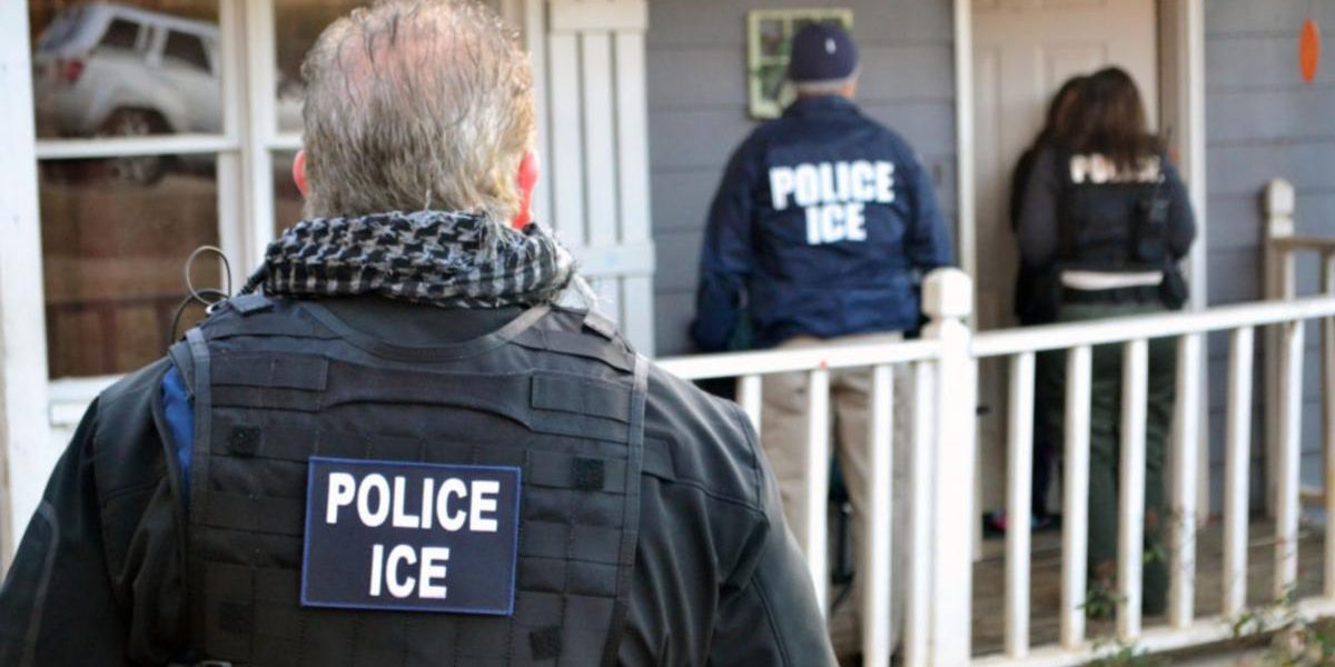 Franțuzoaica de 86 de ani, reținută de ICE după ce s-a mutat în SUA pentru dragoste