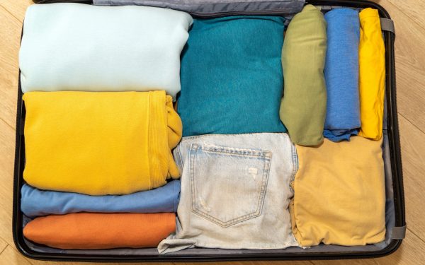 Gafa pe care o fac românii la pregătirea bagajului: Evită-i!