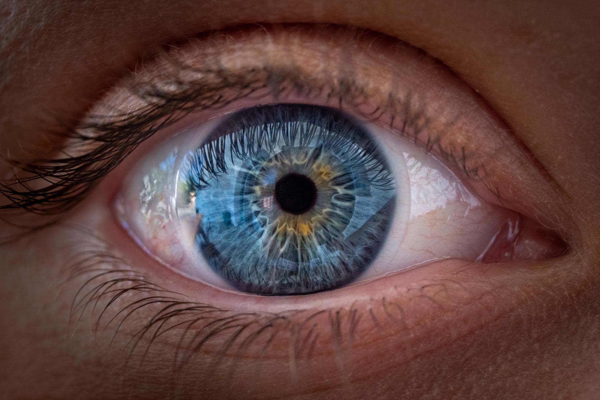 Ochiul uman, un instrument uimitor, focalizează diferit de ceea ce credeam până acum, arată un studiu recent publicat în știință