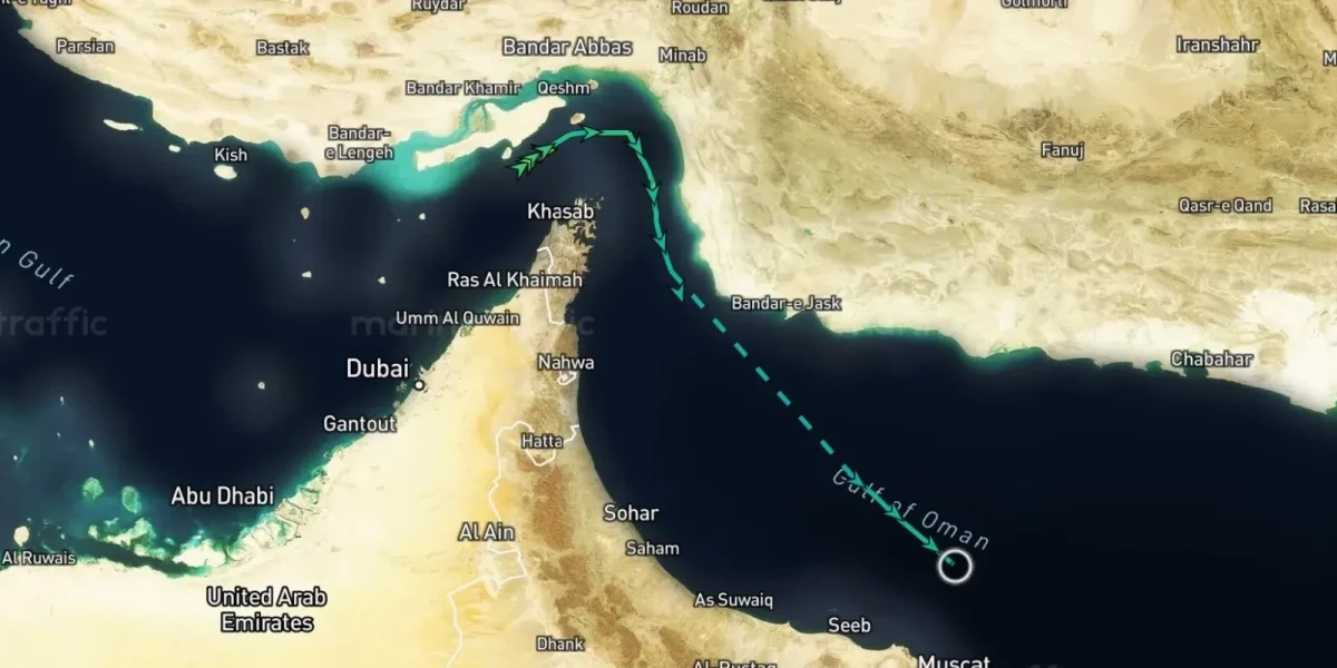 Americanii, forță MONSTRUOASĂ în Strâmtoarea Ormuz: Navele comerciale sfidează blocada