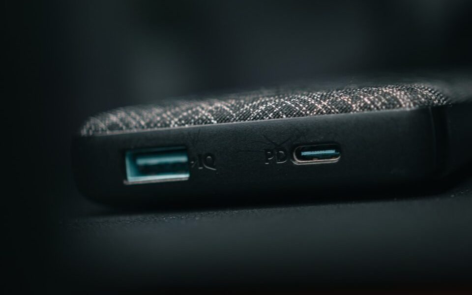 Japonia: Interdicție drastică pentru baterii în avioane, din 24 aprilie