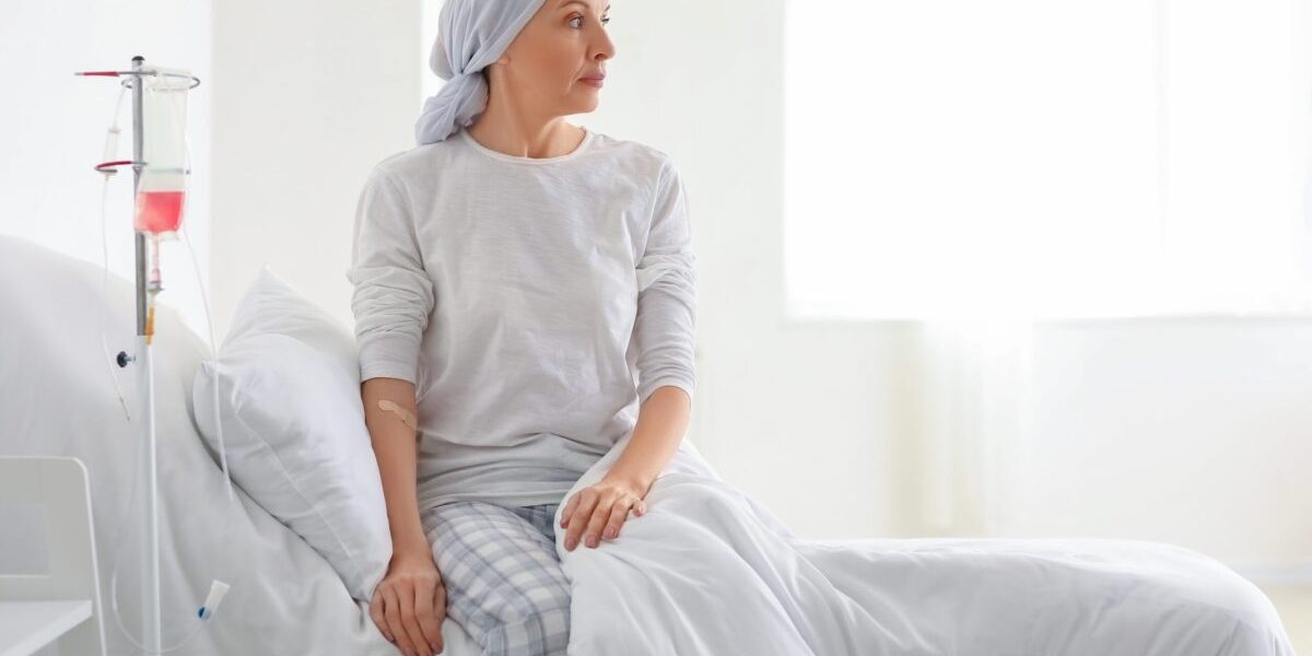 Nouă speranță în lupta cu cancerul: tratamentele care antrenează corpul