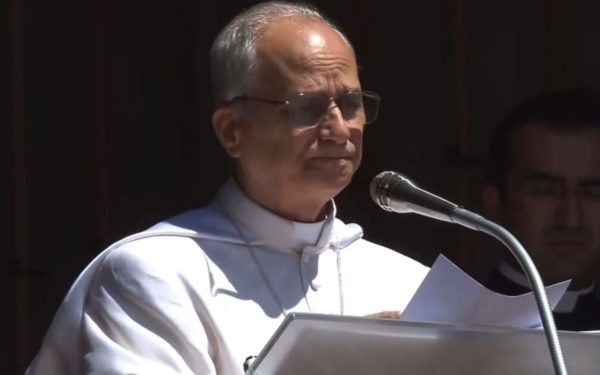 D. Trump refuză duelul verbal: „Nu dezbat cu el!”