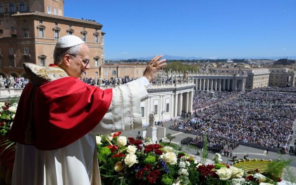 Un milion de credincioși îl așteaptă pe Papa LEON al XIV-lea în CAMERUN