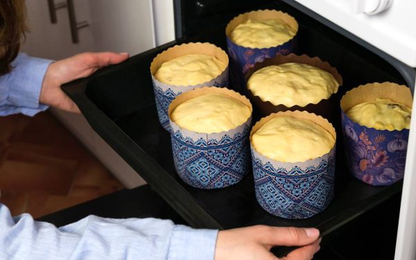 Cât trebuie coaptă Pasca? Temperatura și secretele cozonacului perfect