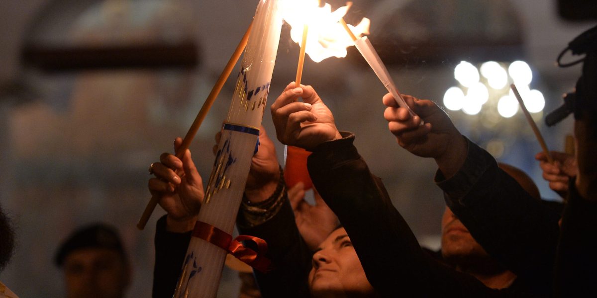 Lumina Sfântă NU s-a aprins! O tragedie la Mormântul Sfânt