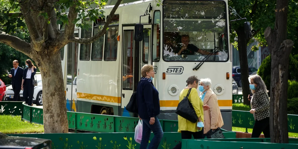 Pensionari, atenție: 45 de zile să contestați deciziile! Drepturi la pensie, în pericol