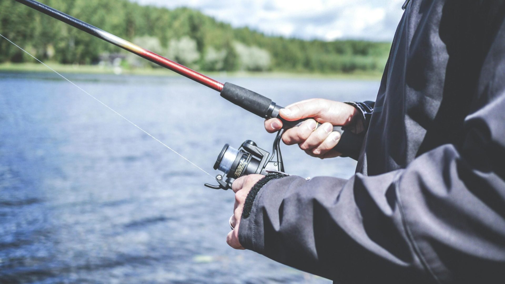 Prohibiție totală din 2026 în România: Ce schimbări pentru pescari?