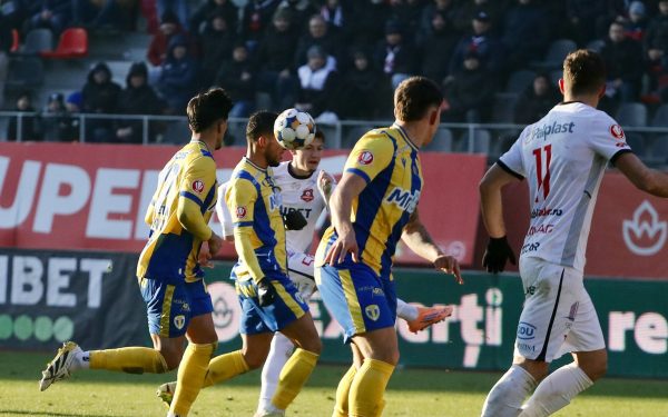 Petrolul – Hermannstadt, meci crucial în lupta pentru evitarea retrogradării, ora 18:15