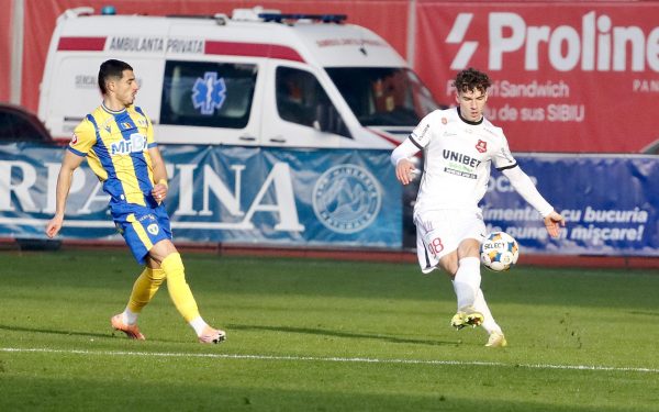 Petrolul – Hermannstadt, LIVE pe HotNews: Echipele de start, start la 18:15 în SuperLiga