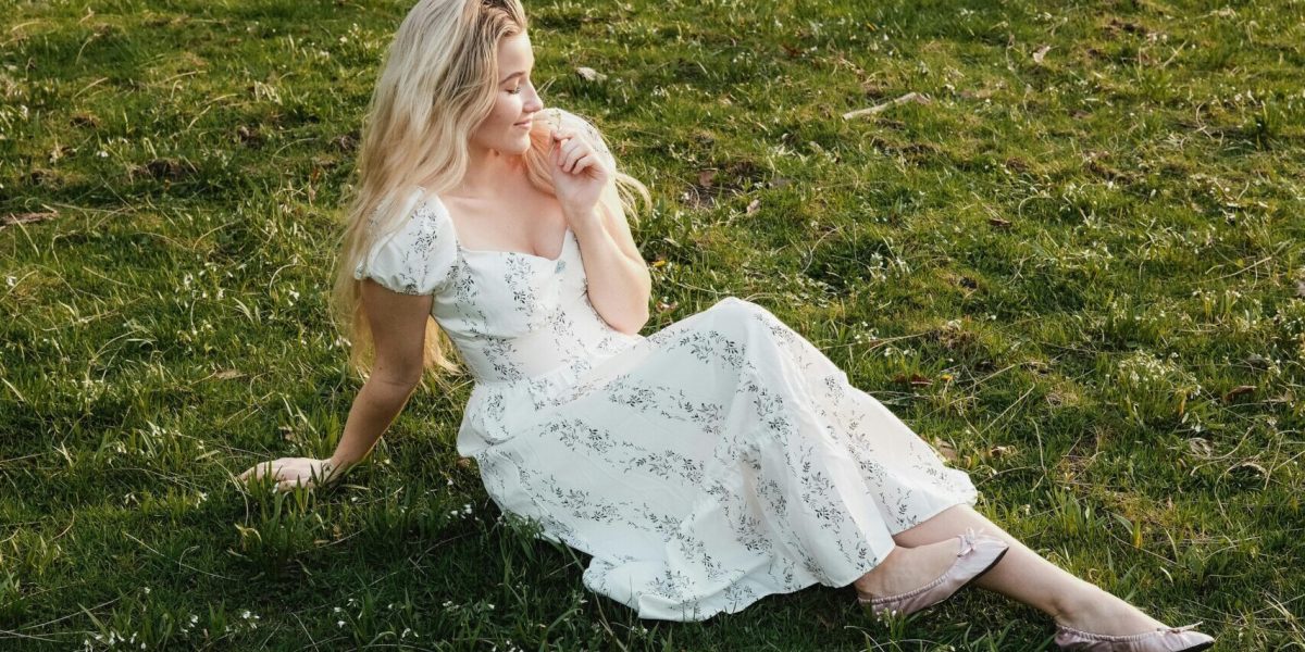 Cum ne îmbrăcăm la masa de Paște: Ghidul de stil pentru un look impecabil