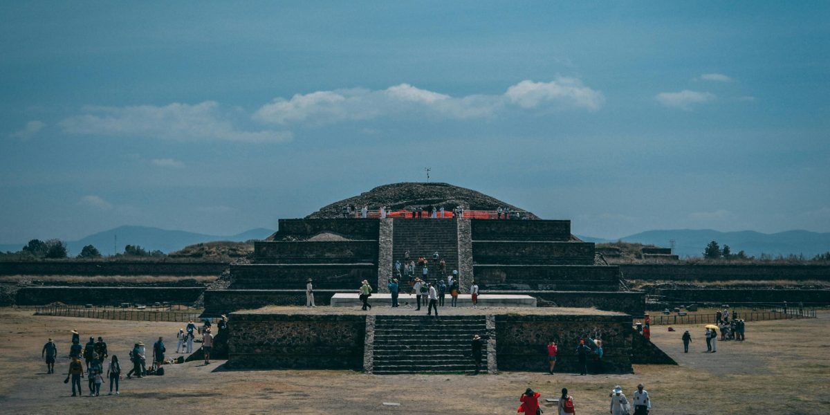 Atacul de la piramidele Teotihuacan: Criminalul, influențat de masacrele din SUA