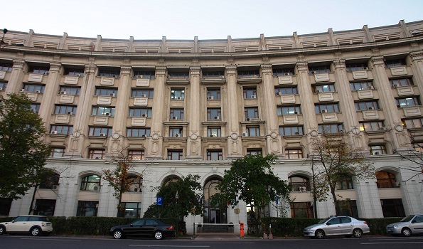 Noii șefi de parchete își preiau mandatele: Nicușor Dan, mesaj direct procurorilor