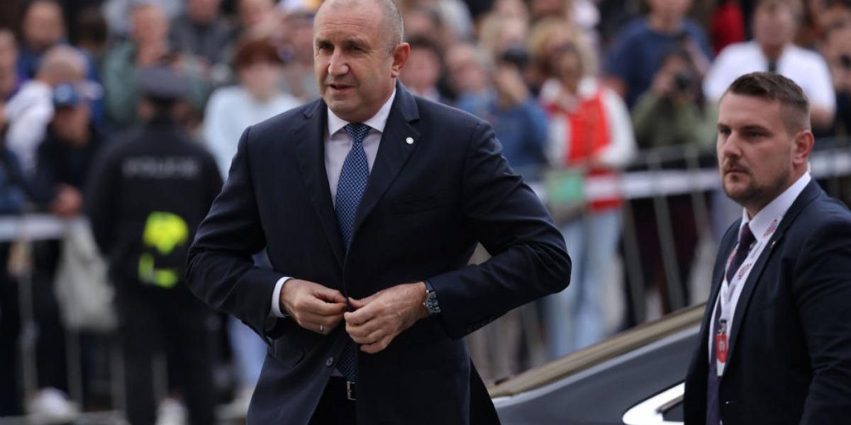 Radev, pilotul bulgar, forțează Guvern: „Dacă nu reușește, pică în gol!”
