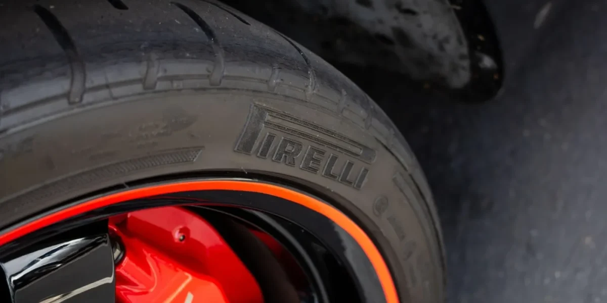 Pirelli, lovită de criza din Orientul Mijlociu: scumpiri pe bandă