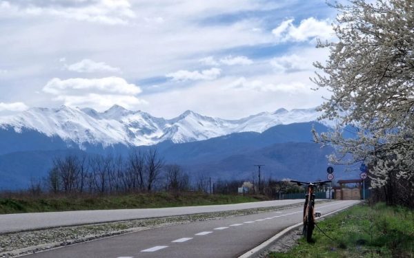 Creasta Făgărașului, pe bicicletă: 7 km cu peisaj de vis