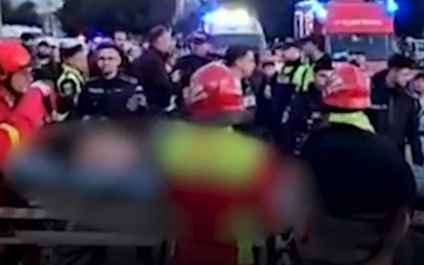 Incendiu devastator: Planul Roșu activat la un bloc social din București