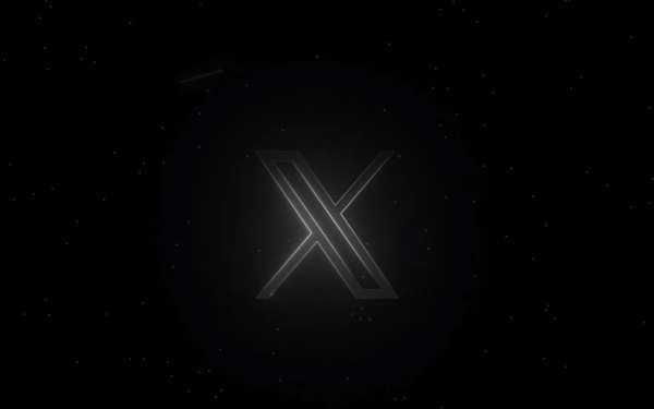 X, lui Elon Musk, lansează funcția Grok: Fluxul personalizat vine pe platformă