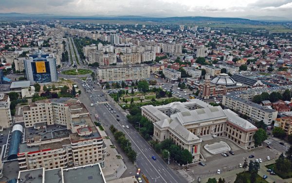 Tineri din Ploiești, 2026: ce-i așteaptă? Opțiunile, extrem de puține