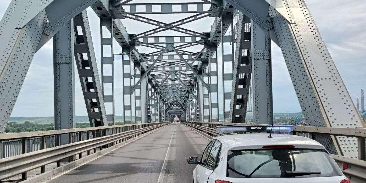 Liniște pe șosele: Românii, acasă de Paște. Trafic redus în a doua zi