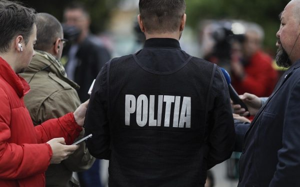 Profanare șocantă la Reghin: Cimitirul evreiesc vandalizat, Poliția a deschis dosar