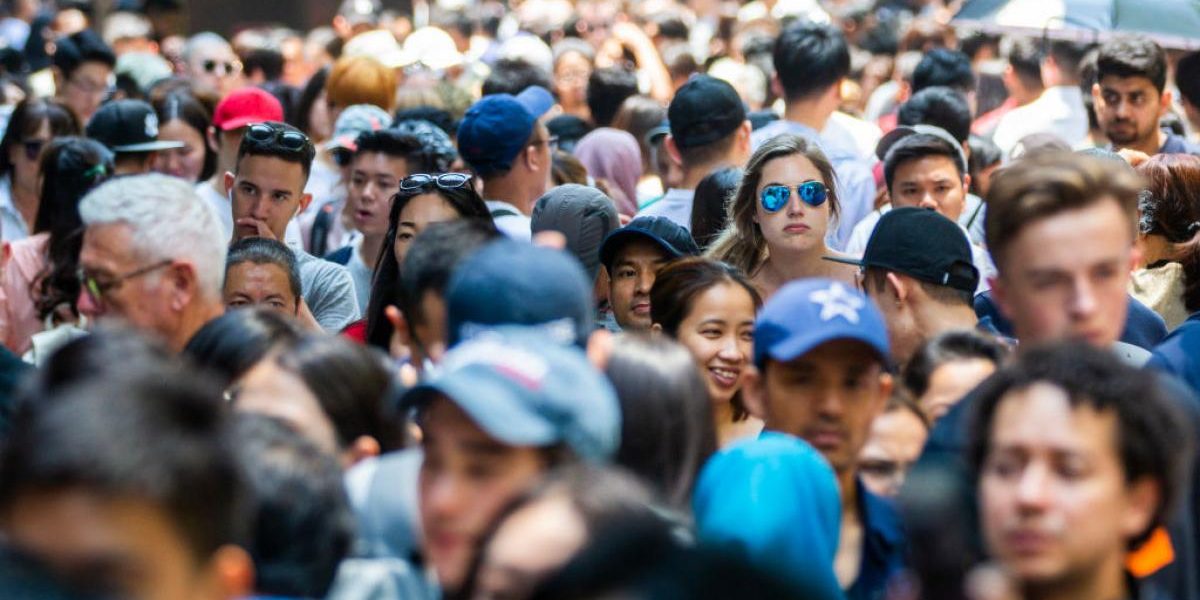 Pământul, la limită: Populația Globului, prea mare pentru resurse!