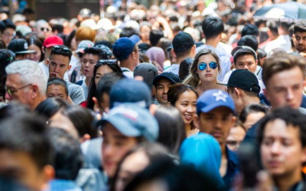 Pământul, la limită: Populația Globului, prea mare pentru resurse!