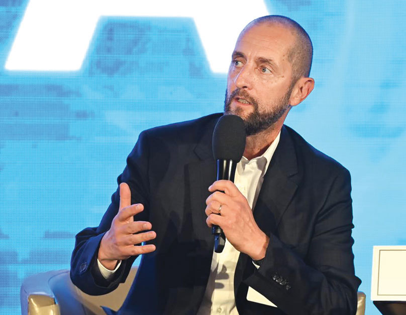 Dragoș Damian (Terapia Cluj): Șoselele României, invadate de chinezării