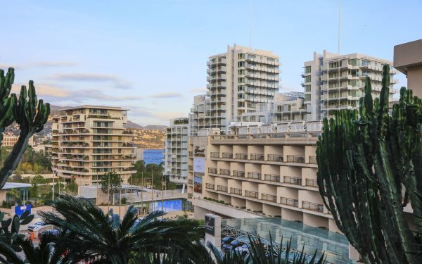 Prietenul lui Mircea Lucescu, record de lux: apartament de 471 milioane euro