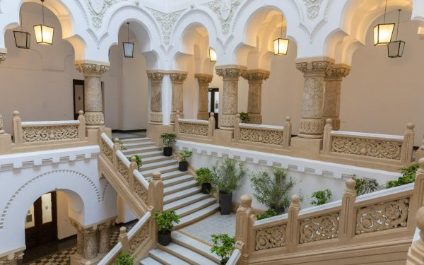 Gratuit: Vizite ghidate la Primăria București, în weekend