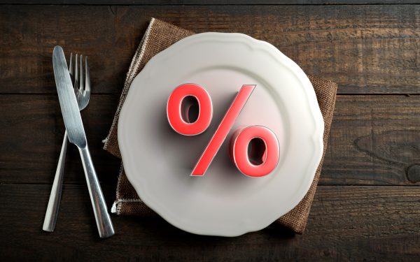 Inflația în România: Prețurile urcă vertiginos, combustibilii scumpesc viața