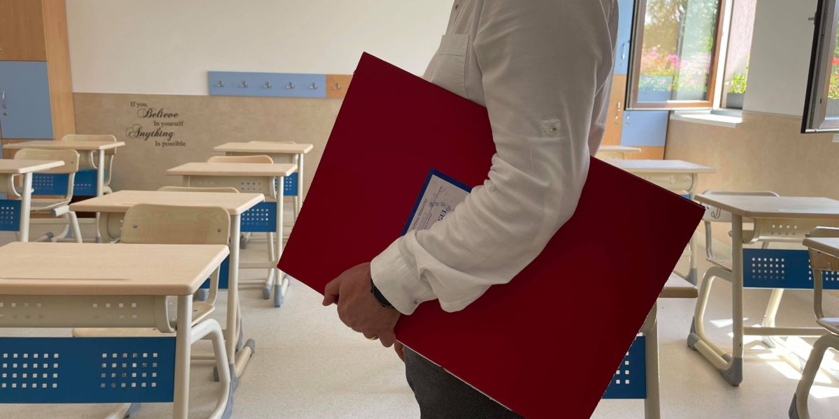 Guvernul dă undă verde concursurilor pentru profesori: ce prevede ordonanța