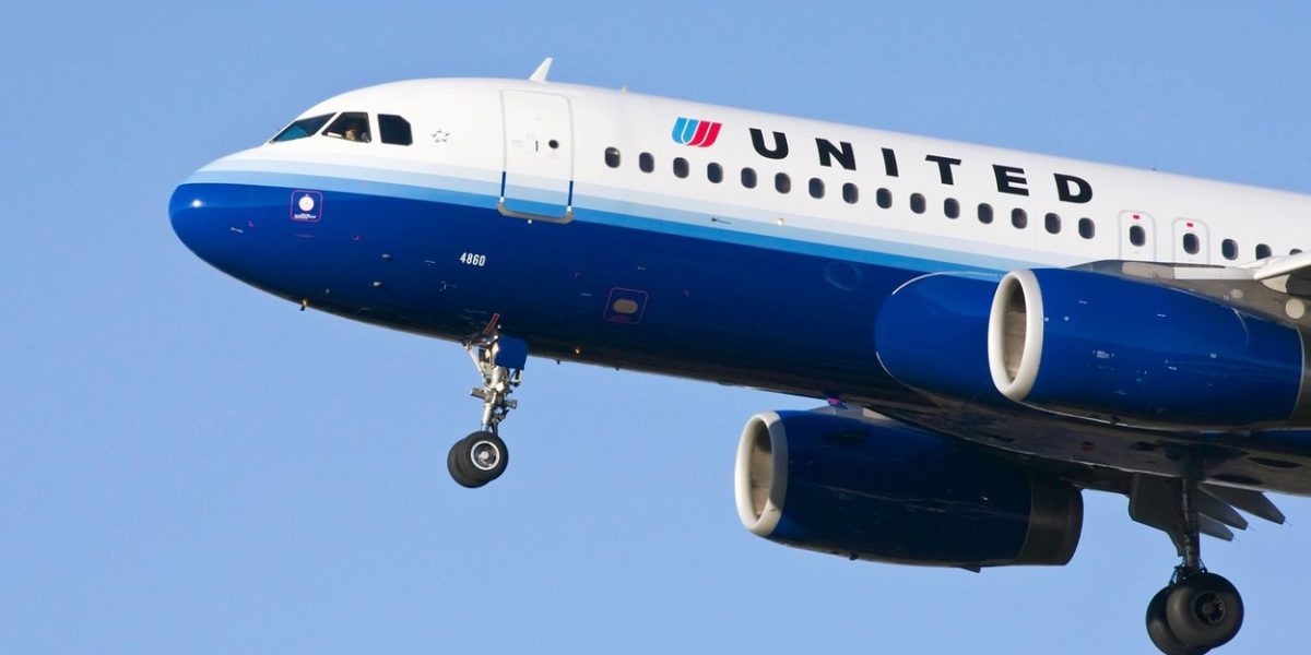 United Airlines, cu ochii pe American Airlines: Fuziune uriașă în zări