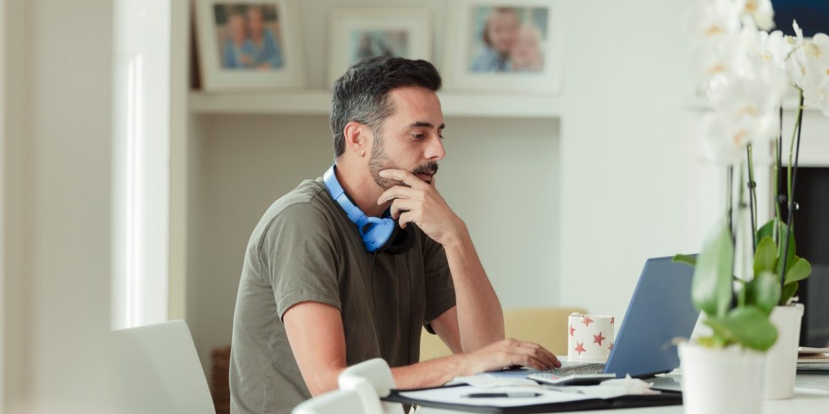 Work from home, din nou la modă: Comisia Europeană forțează munca de acasă