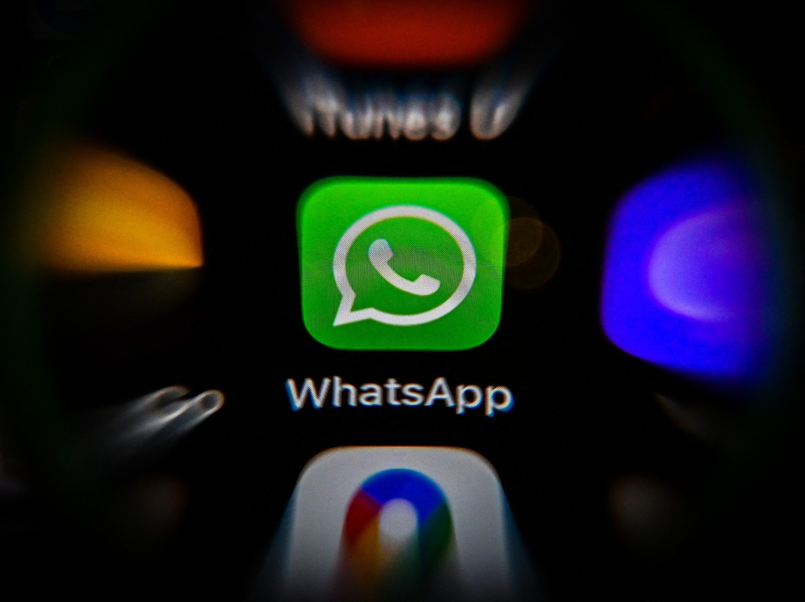 WhatsApp introduce o schimbare majoră de confidențialitate, permițând utilizatorilor să comunice fără a-și dezvălui numărul de telefon