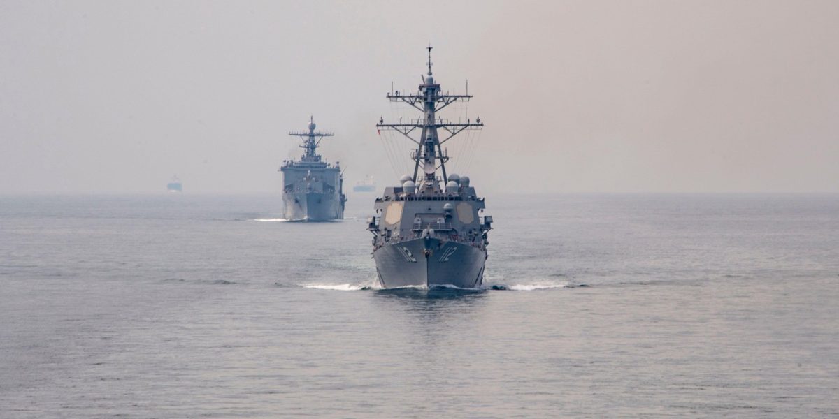 SUA, operațiune deminare în strâmtoare ORMUZ: Două distrugătoare în GOLF