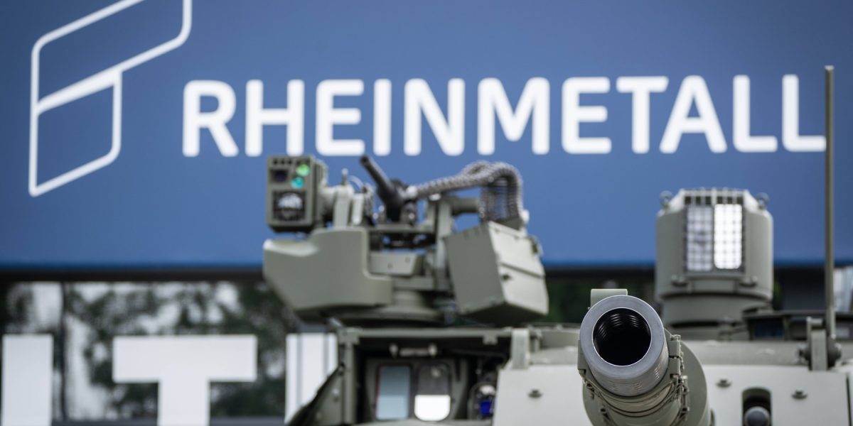 Protest la Berlin: Rheinmetall, blocat de manifestanți furioși