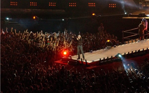 Muncitor concediat după concert în Bari: A mințit și plătește 5.000€