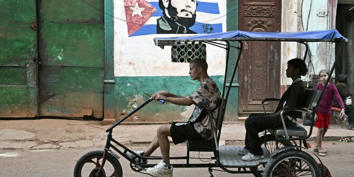 Planuri de intervenție MILITARĂ în Cuba: Tensiunile CU SUA, pe val