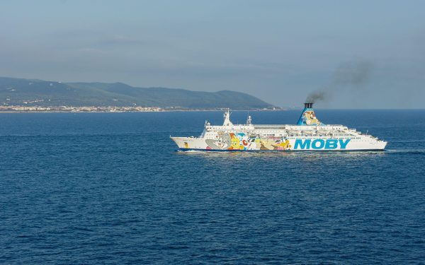 Petrolier sub sancțiuni, sfidare în Strâmtoarea Ormuz: blocada americană ignorată