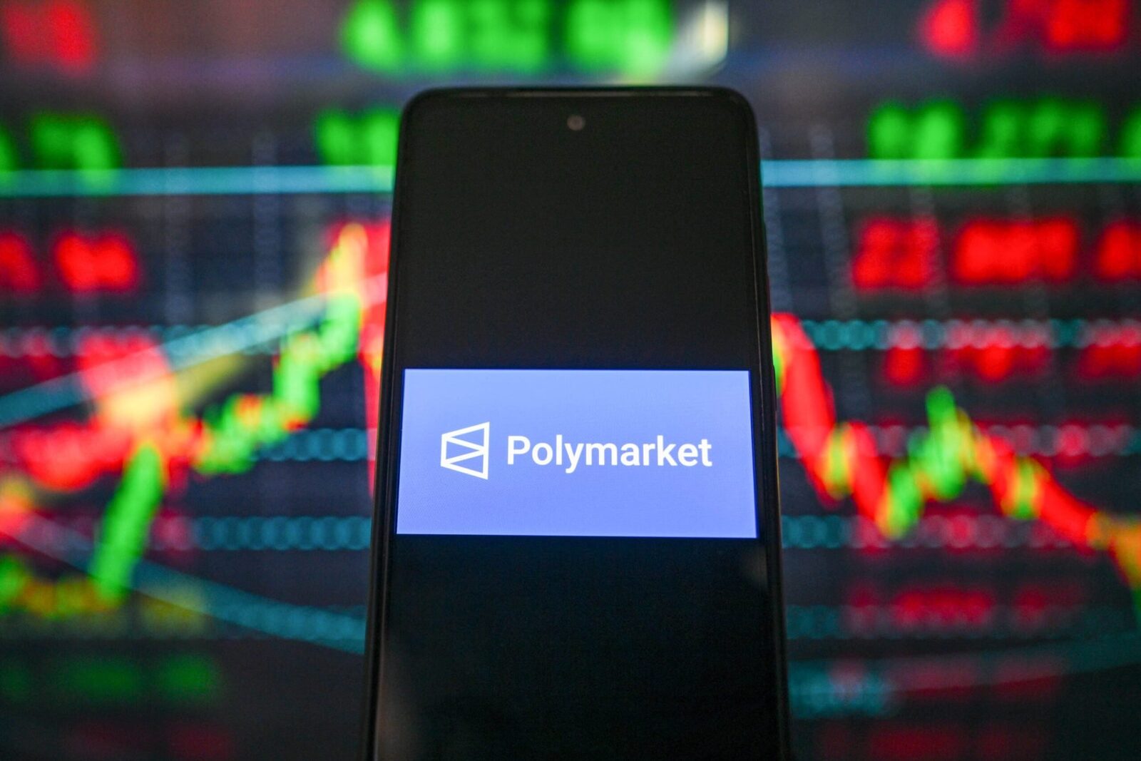 Pariuri pe război: Jucători de la Polymarket riscă milioane, anchetă The Guardian