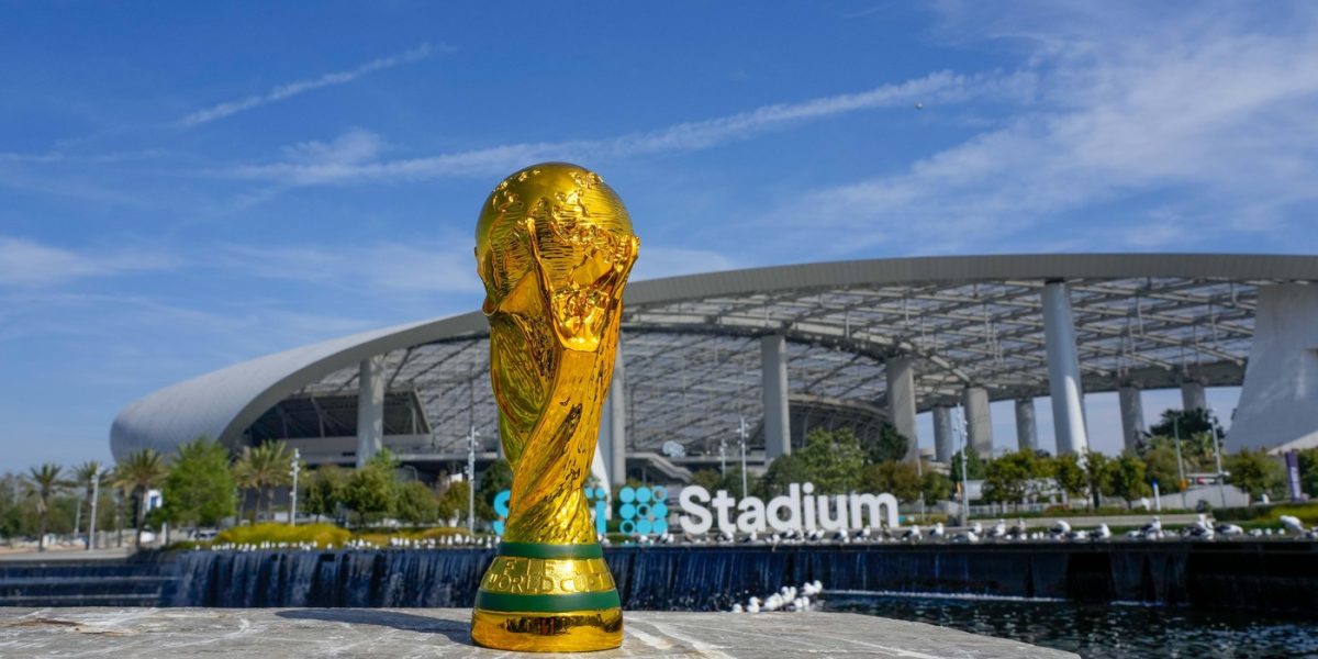 Campionatul Mondial de Fotbal din 2026 va aduce o premieră spectaculoasă: meciurile vor fi transmise live la peste 10.000 de metri altitudine