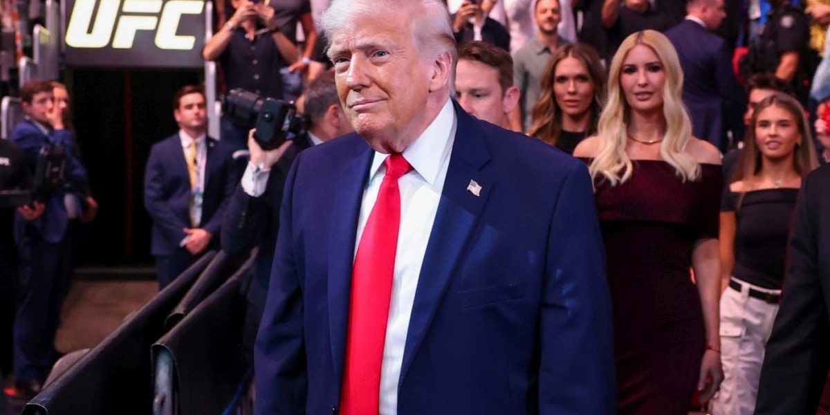 Trump, nepăsător de Iran, jubila la UFC: „Câștigăm oricum”