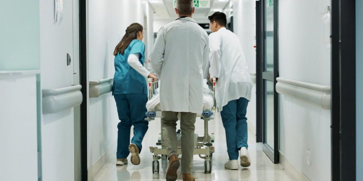 Rogobete schimbă gărzile și plătește rezidenții: Ce e nou în spitale