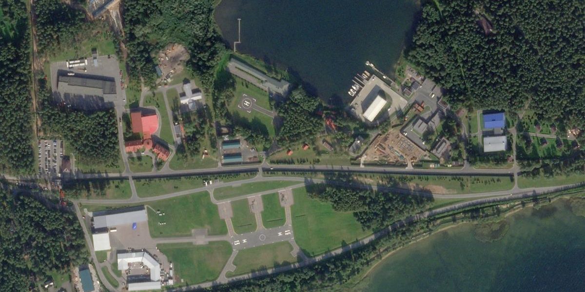 Putin, „cetate” anti-aeriană: Șapte turnuri pentru palatul din Novgorod