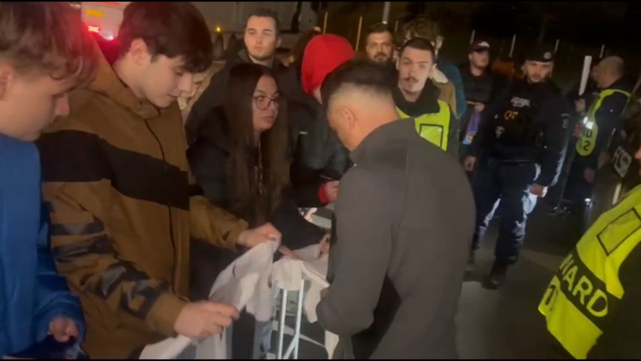 Transfer SURPRIZĂ pentru FCSB: Cine i-a propus lui Rădoi mutarea la ieșirea de pe stadion?