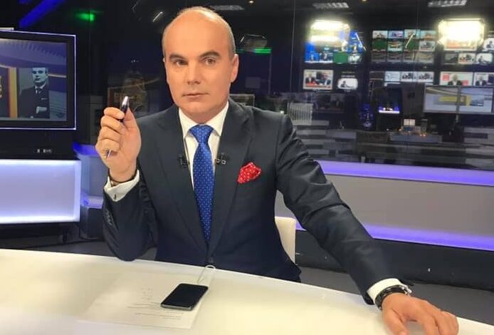Europarlamentarul Rareș Bogdan critică decizia Consiliului Național al Audiovizualului (CNA) de a retrage licența postului de televiziune Realitatea Plus, sugerând că în spatele acestei măsuri se află o motivație politică